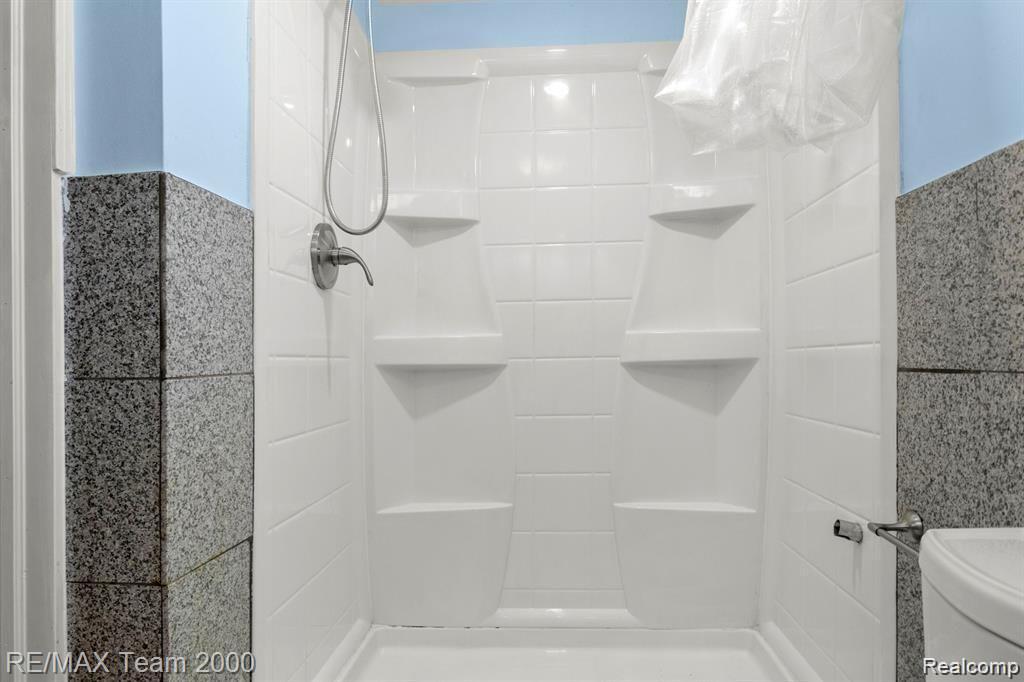 4805 HELEN Street, Dearborn, MI 48126 — Photo 24
