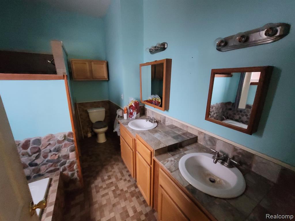 42 OPAL Lane, North Branch, MI 48461 — front exterior
