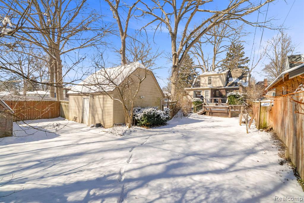2179 Avondale Street, Sylvan Lake, MI 48320 — Photo 39