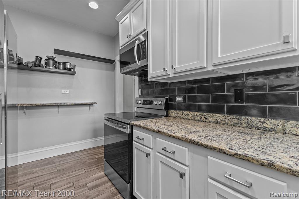 8120 E Jefferson Avenue, Detroit, MI 48214 — Photo 12