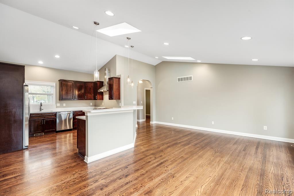 854 Brooklawn Drive, Troy, MI 48084 — Photo 7