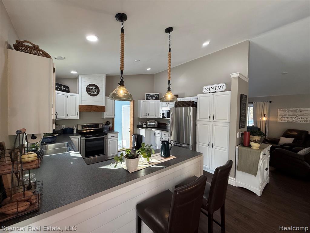 5049 Smokey Hollow Lane, Clarkston, MI 48348 — Photo 11