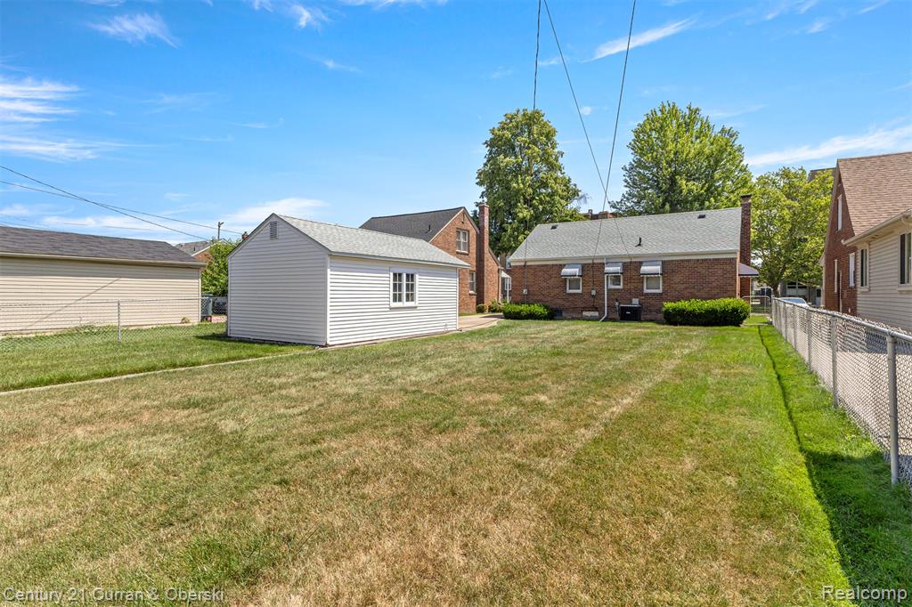 7055 Freda Street, Dearborn, MI 48126 — Photo 25