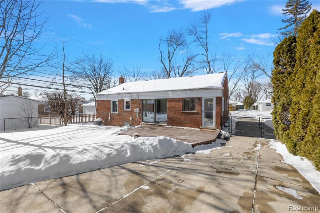 31060 E Rutland Street, Beverly Hills, MI 48025 — Photo 31