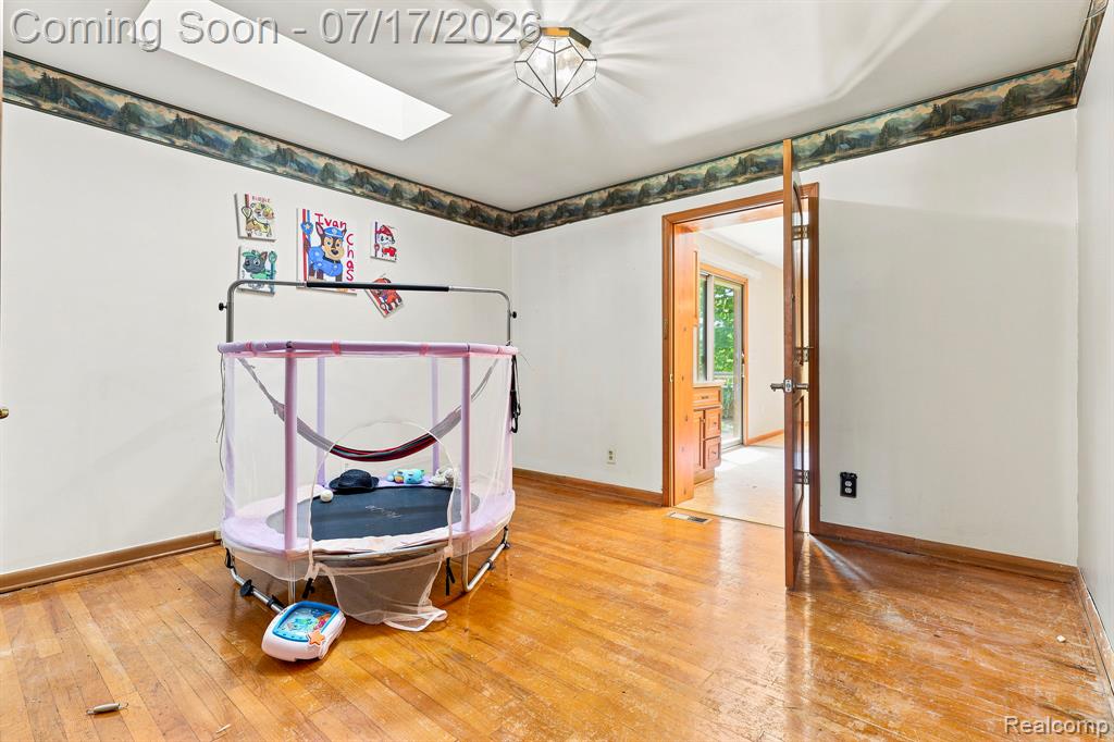 9805 Dolan Road, Columbus, MI — Photo 16