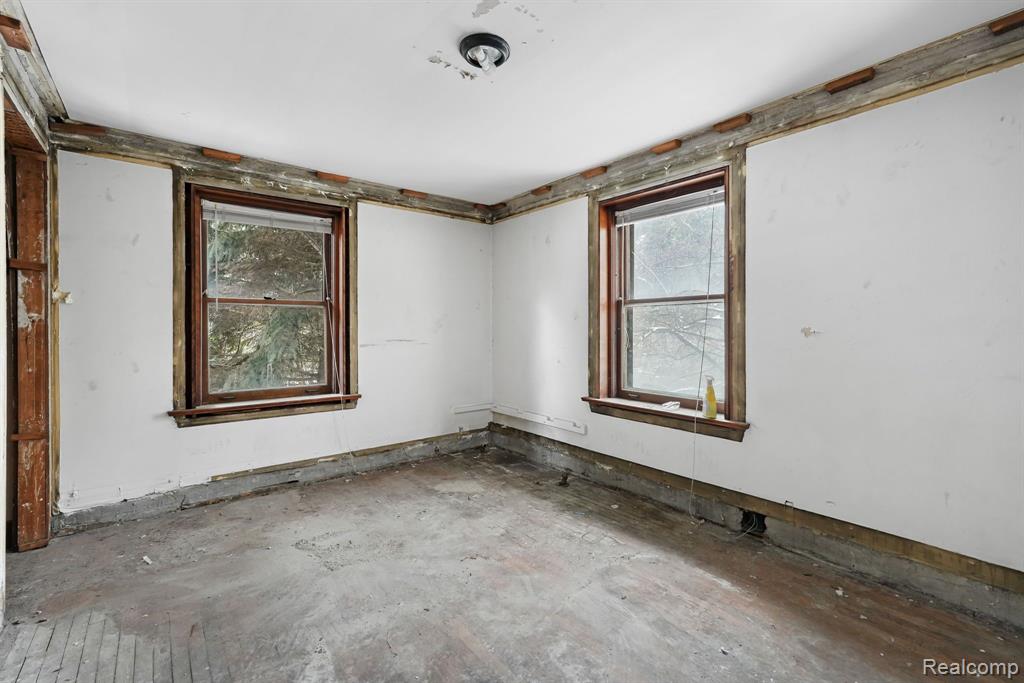 649 VAN DYKE Street, Detroit, MI 48214 — Photo 28