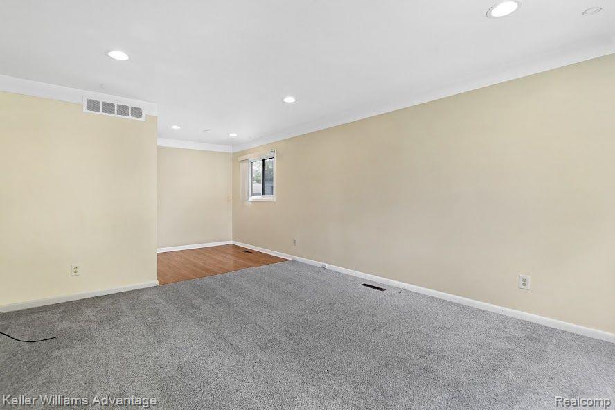 5705 DETROIT Street, Dearborn Heights, MI 48125 — Photo 4