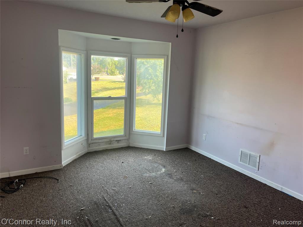 2929 N River Road, Fort Gratiot, MI 48059 — Photo 23