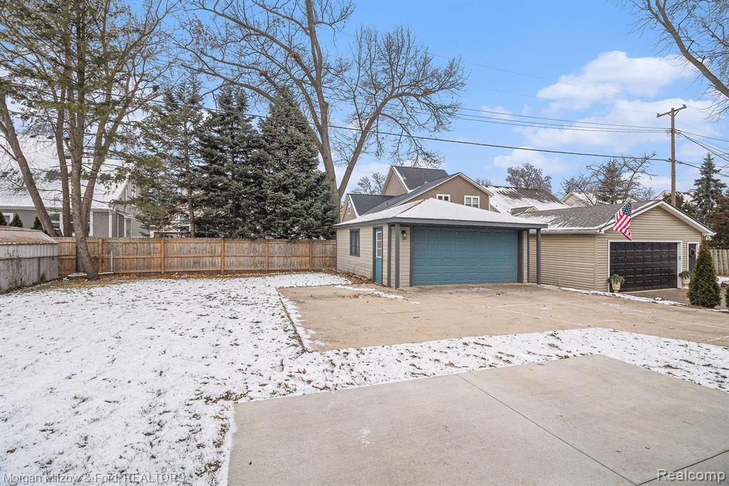 425 Crystal Street, Milford, MI 48381 — Photo 23