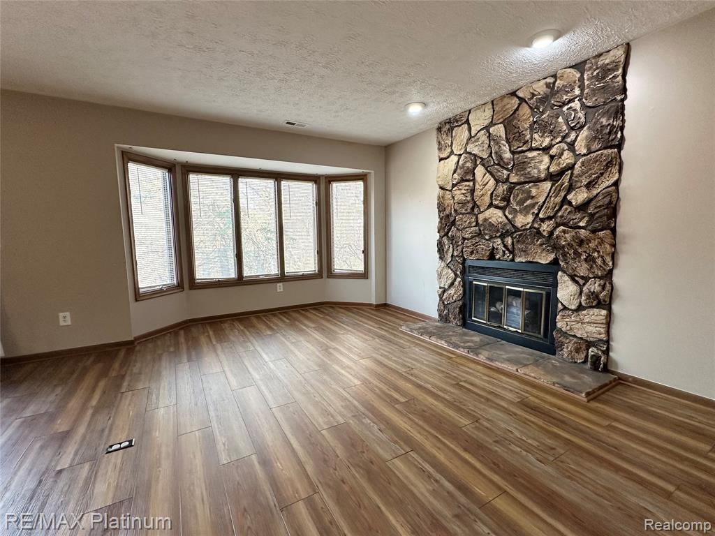 470 Woodstone Road, 33, Waterford, MI 48327 — Photo 6