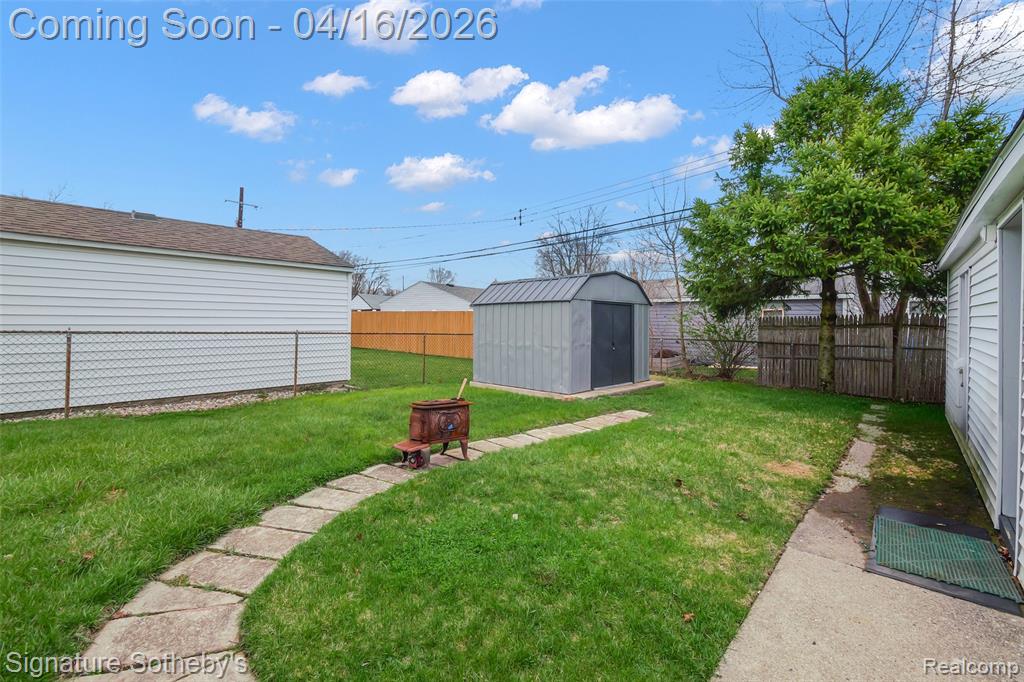 842 Schuman Street, Garden City, MI — Photo 17