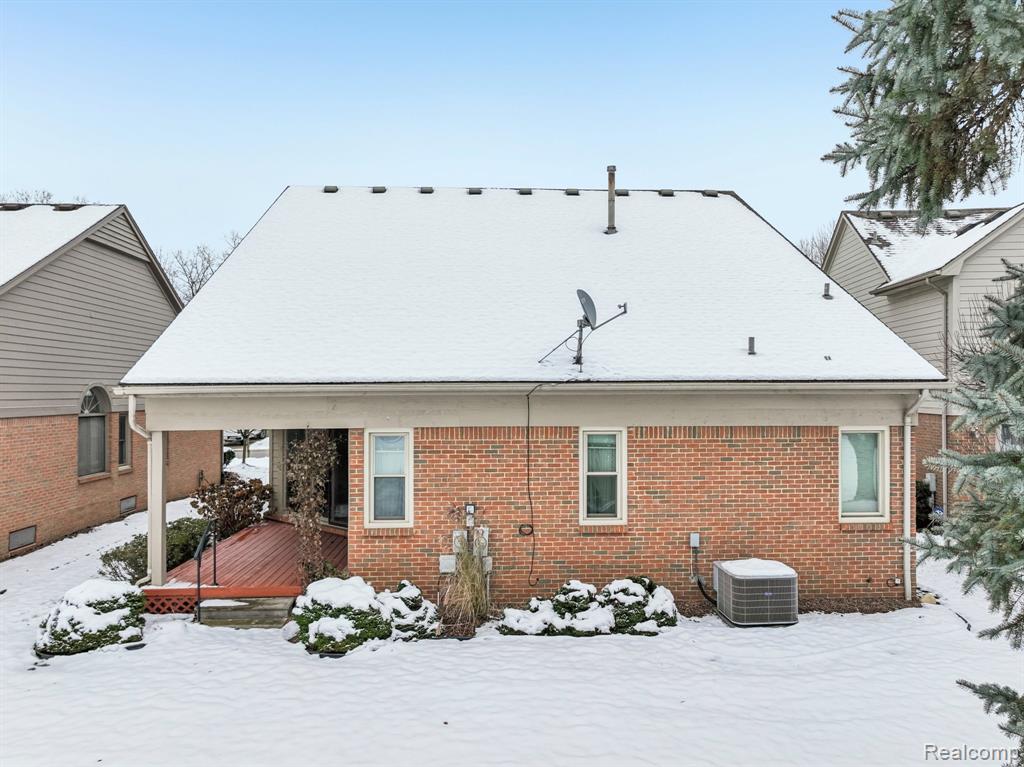 43573 E Perignon Drive N, Sterling Heights, MI 48314 — Photo 47