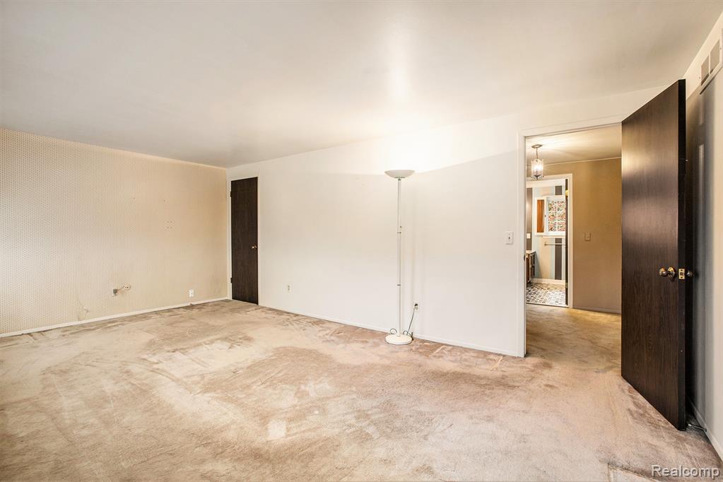 9704 Sil Street, Taylor, MI 48180 — Photo 17
