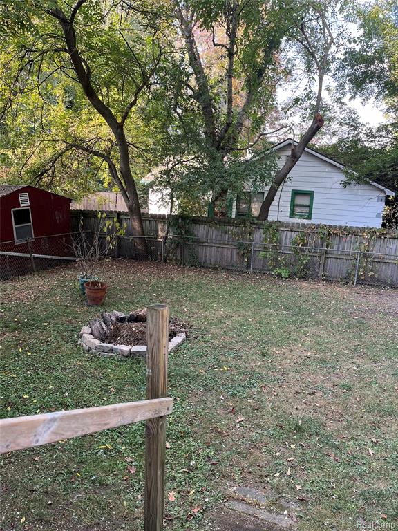 365 Grove Street, Whitmore Lake, MI 48189 — Photo 16