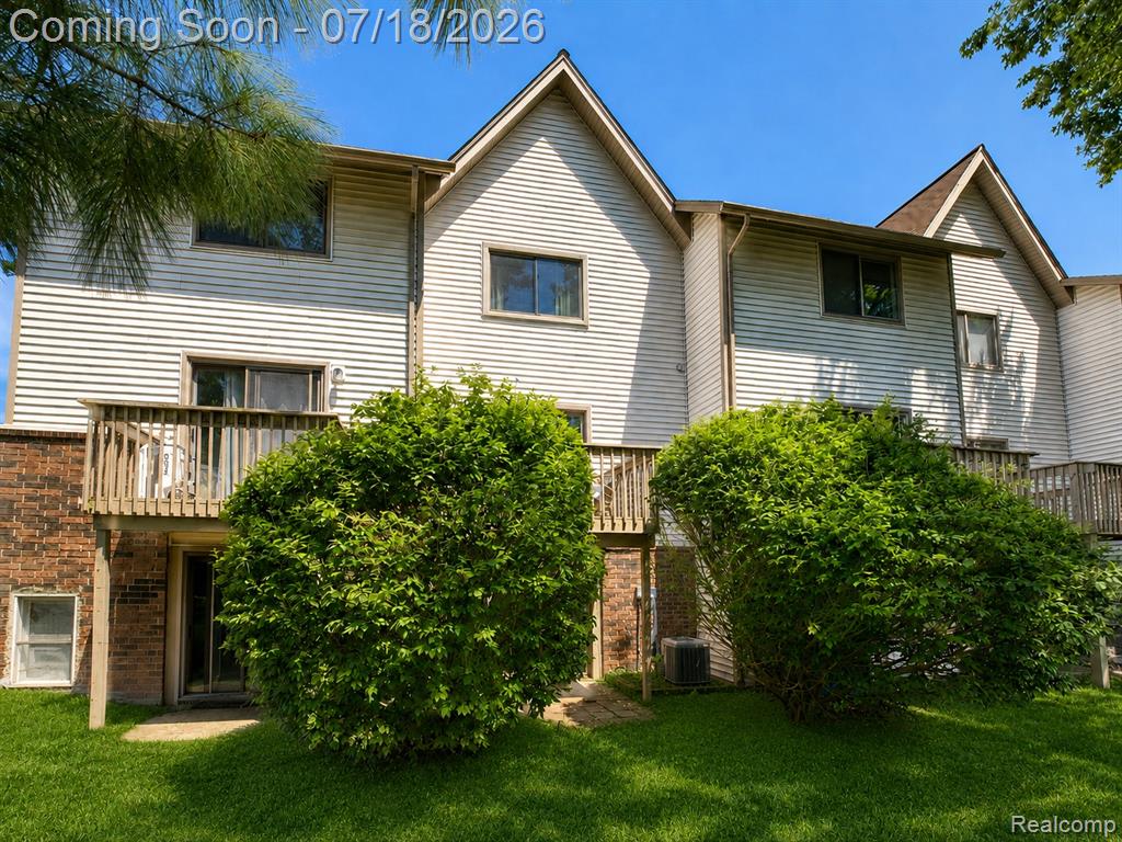 7300 Bluewater Drive, Clawson, MI 48348 — Photo 27