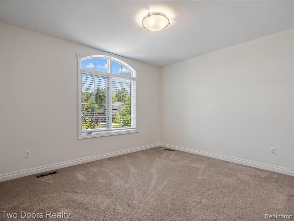 52903 Forest Grove, Shelby Twp, MI 48315 — Photo 51