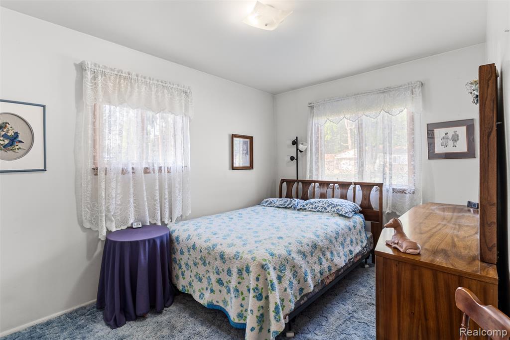 4323 Ashlawn Drive, Flint, MI 48507 — Photo 20