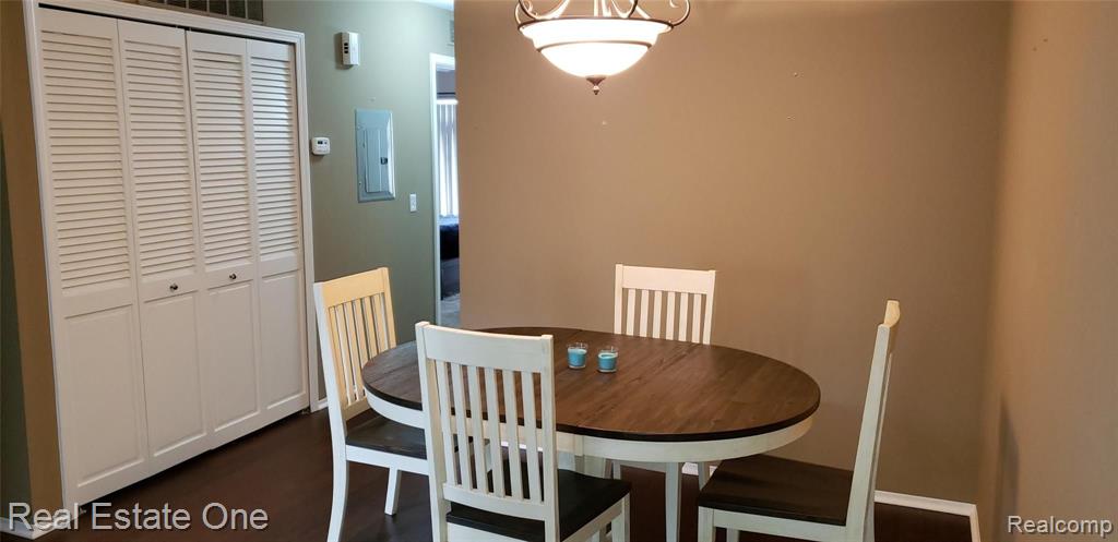 148 Saber Way, 6, Lake Orion, MI 48362 — Photo 5