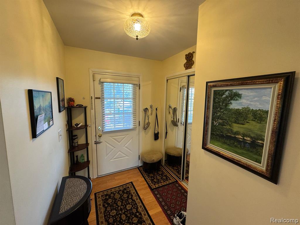 5377 Breeze Hill Place, Troy, MI 48098 — Photo 3