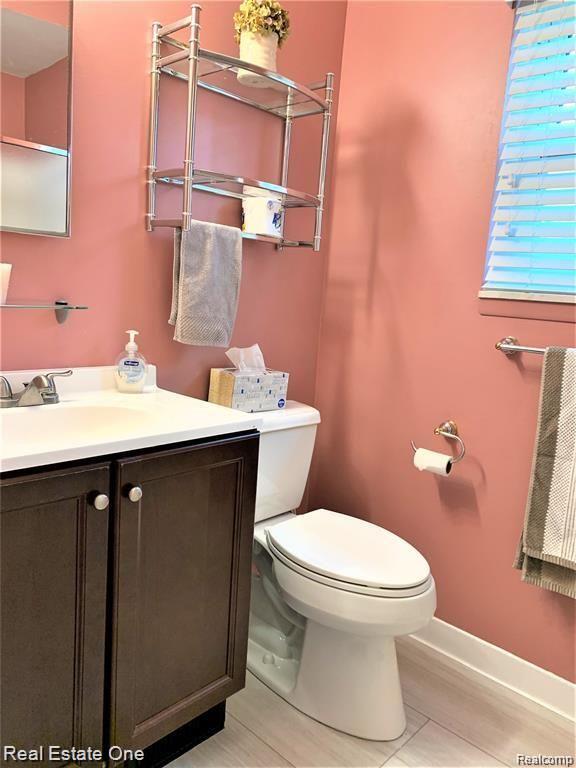 5051 FALMOUTH Drive, Troy, MI 48085 — Photo 18