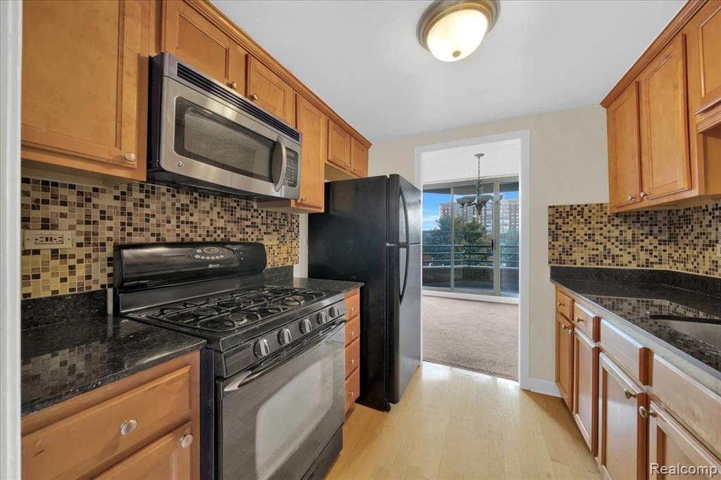 3320 Spinnaker Lane, 3A, Detroit, MI 48207 — Photo 11