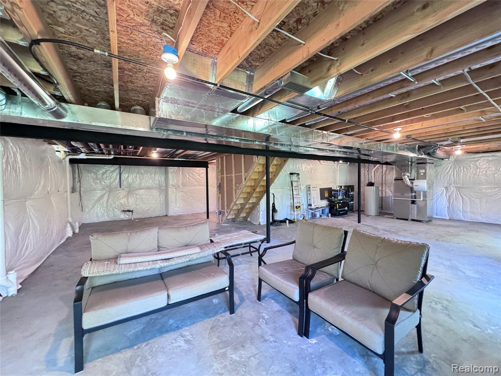 6149 Woodridge Lane, Grand Blanc, MI 48439 — Photo 31