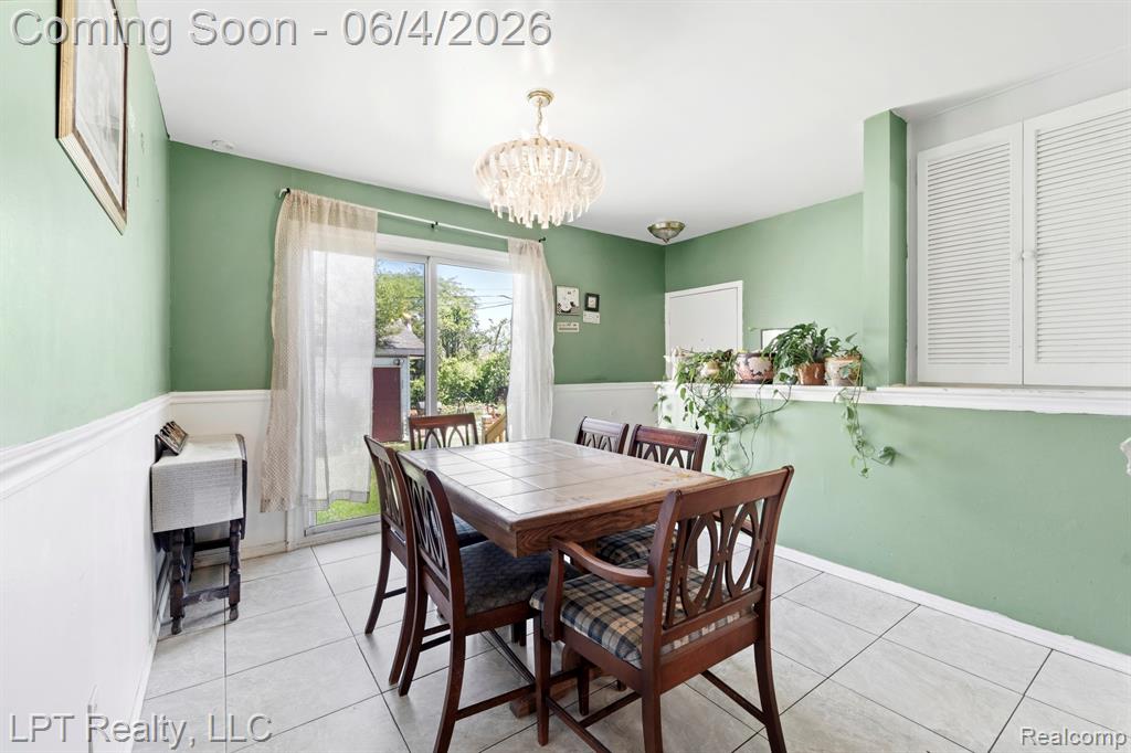 18181 Winwood Court, Brownstown, MI 48193 — Photo 6