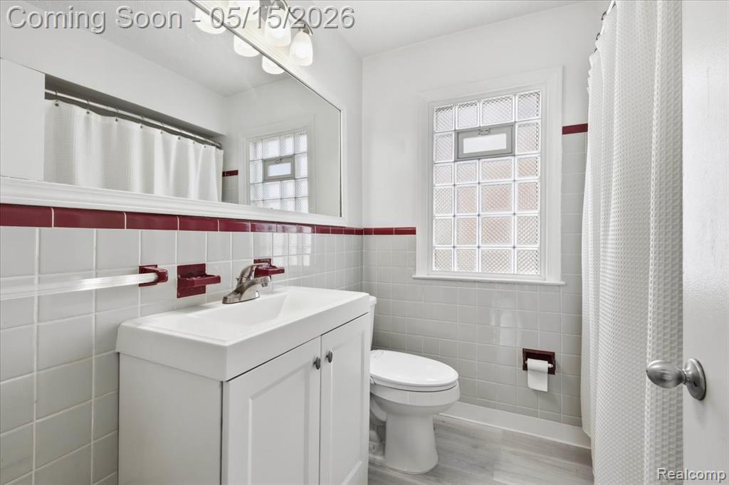 23200 Forest Street, Oak Park, MI 48237 — Photo 14