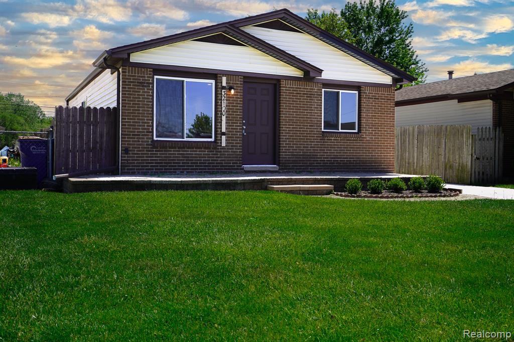 32100 Ruehle Avenue, Warren, MI 48093 — Photo 2