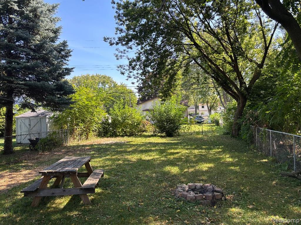 5939 Mayfair Street, Taylor, MI 48180 — Photo 2