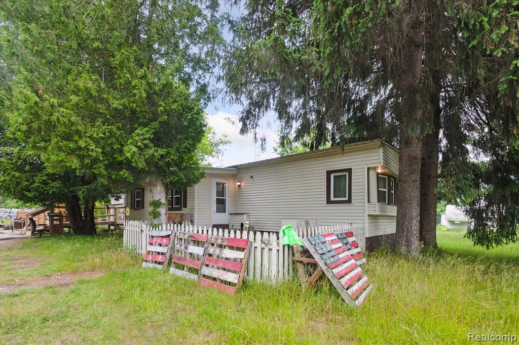 4800 S Huron Road, Standish, MI 48658 — Photo 6