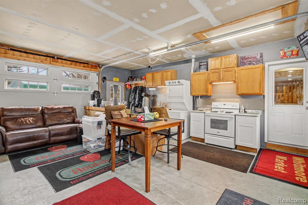 9631 BYRON Road, Howell, MI 48855 — Photo 11