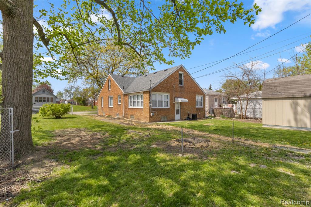 4033 AGNES Avenue, Lincoln Park, MI 48146 — Photo 34