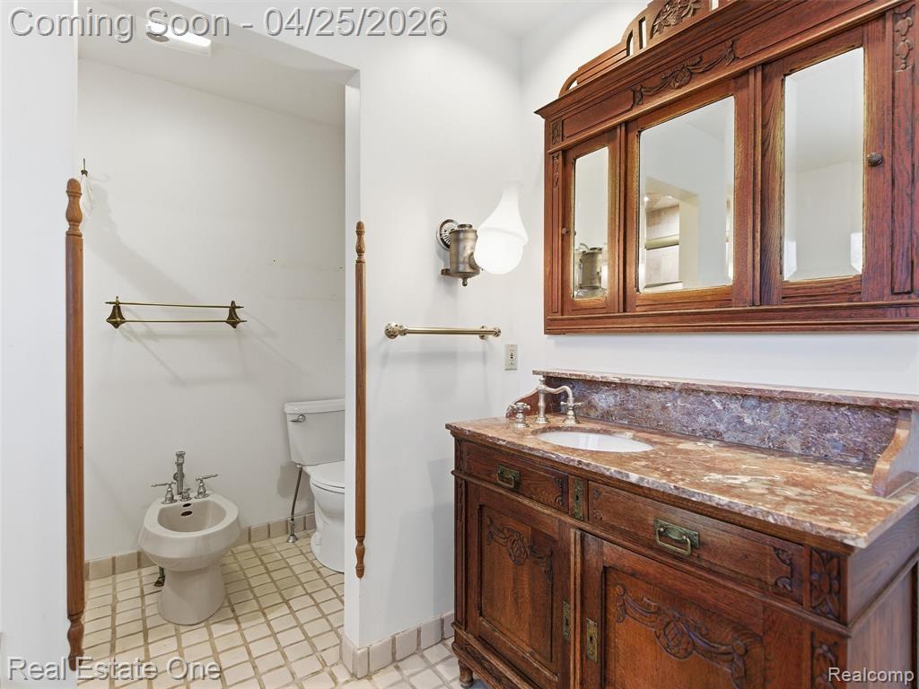 9990 Sashabaw Road, Clarkston, MI 48348 — Photo 57