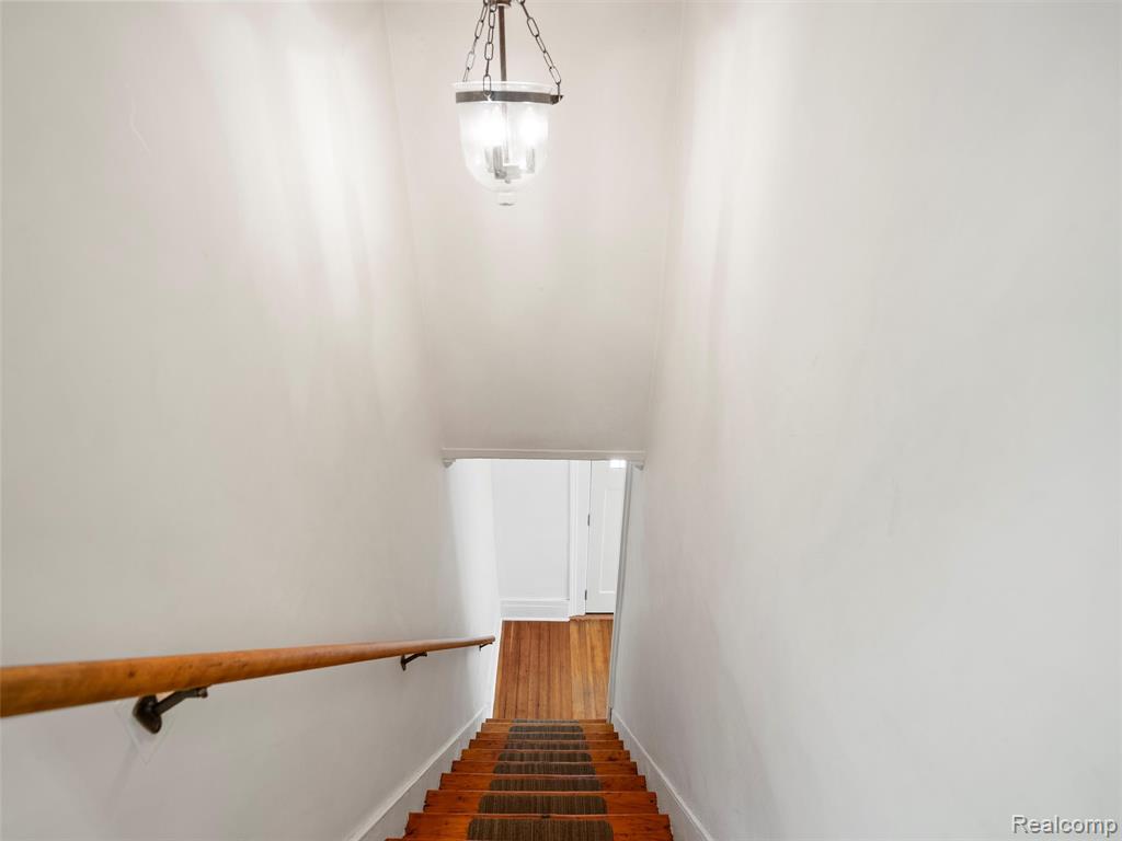 1713 Pontiac Trail, Ann Arbor, MI 48105 — Photo 24