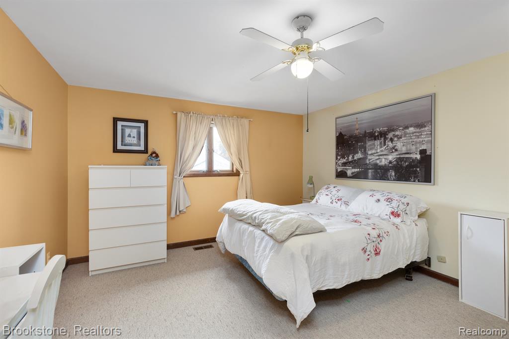 4121 CRYSTAL Street, West Bloomfield, MI 48323 — Photo 23