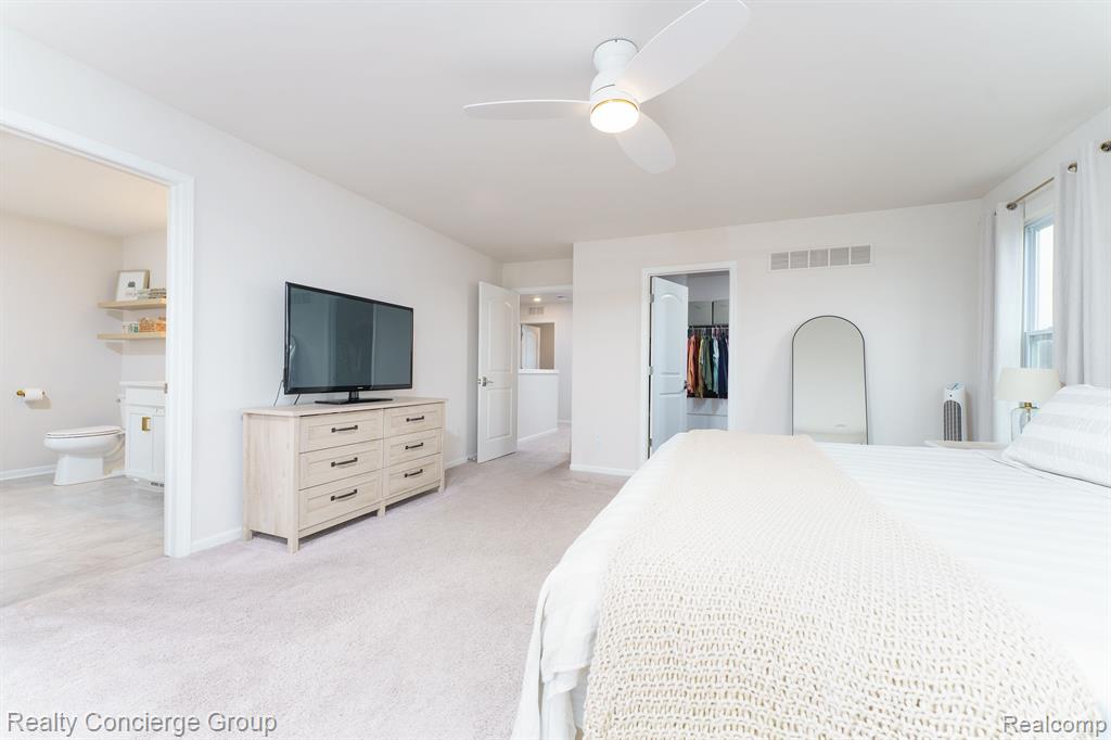 8030 CARSTON Lane, Brighton, MI 48116 — Photo 19