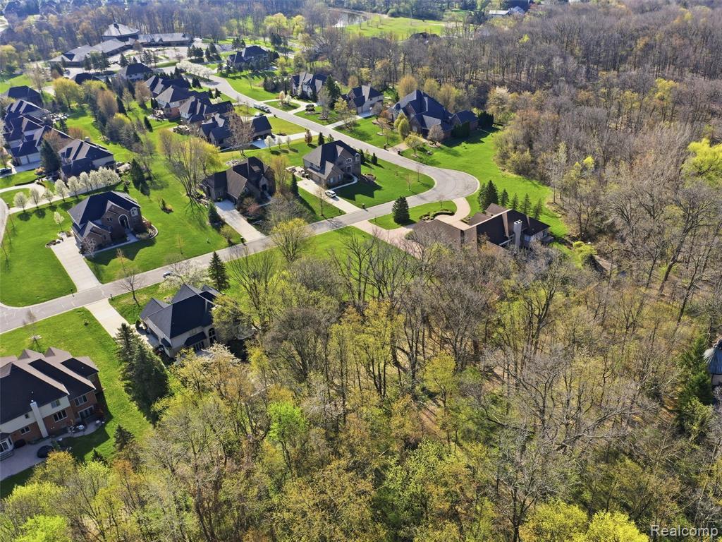 4710 Woodland Hills Drive, Rochester, MI 48306 — Photo 7