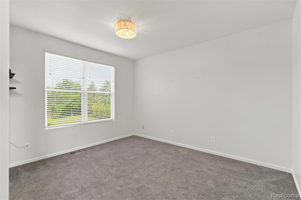 49894 Bloomsbury Lane, Macomb, MI 48044 — Photo 19