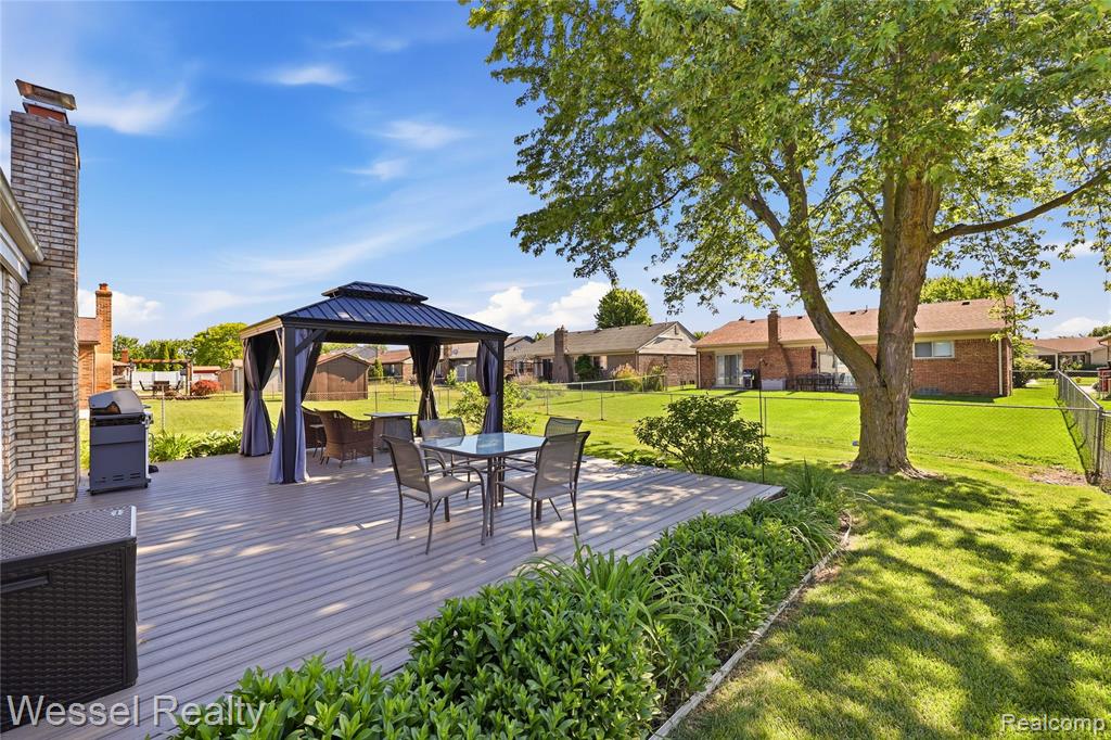 47400 Sanborn Drive, Macomb, MI 48044 — Photo 26
