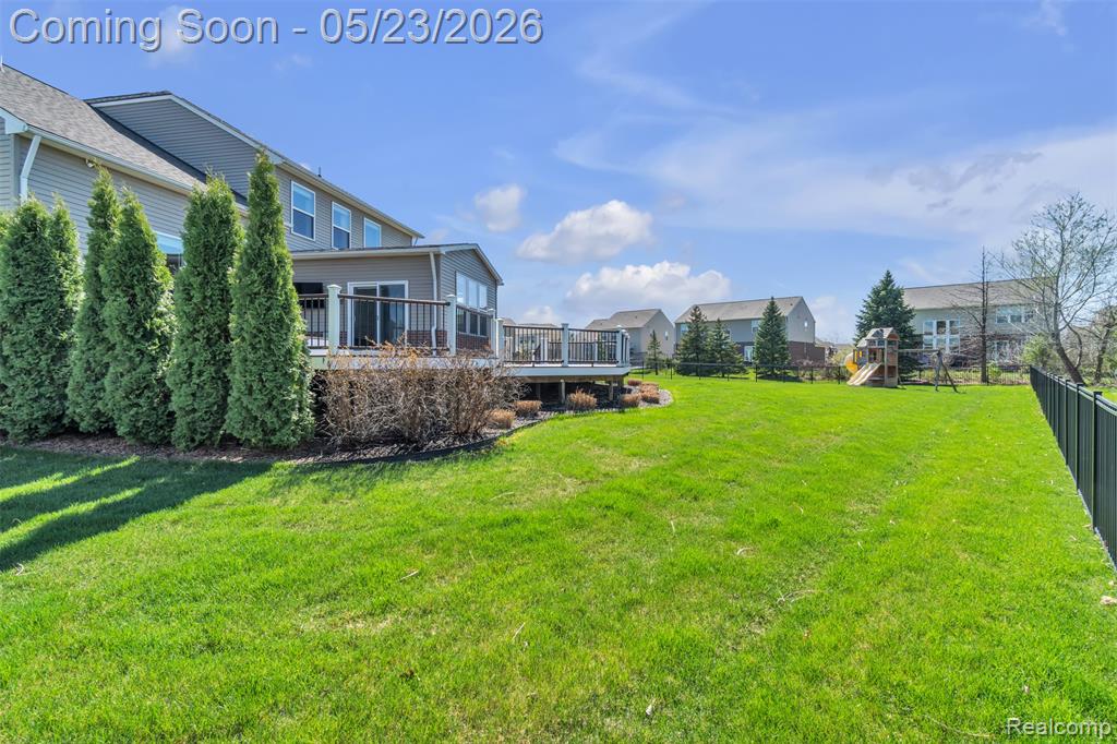 15745 Diamante Drive, Macomb, MI 48044 — Photo 54