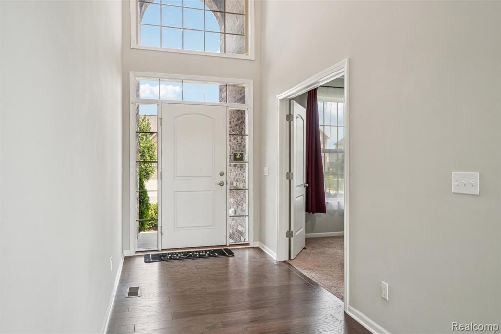 50519 Rockingham Drive, Canton, MI 48188 — Photo 4