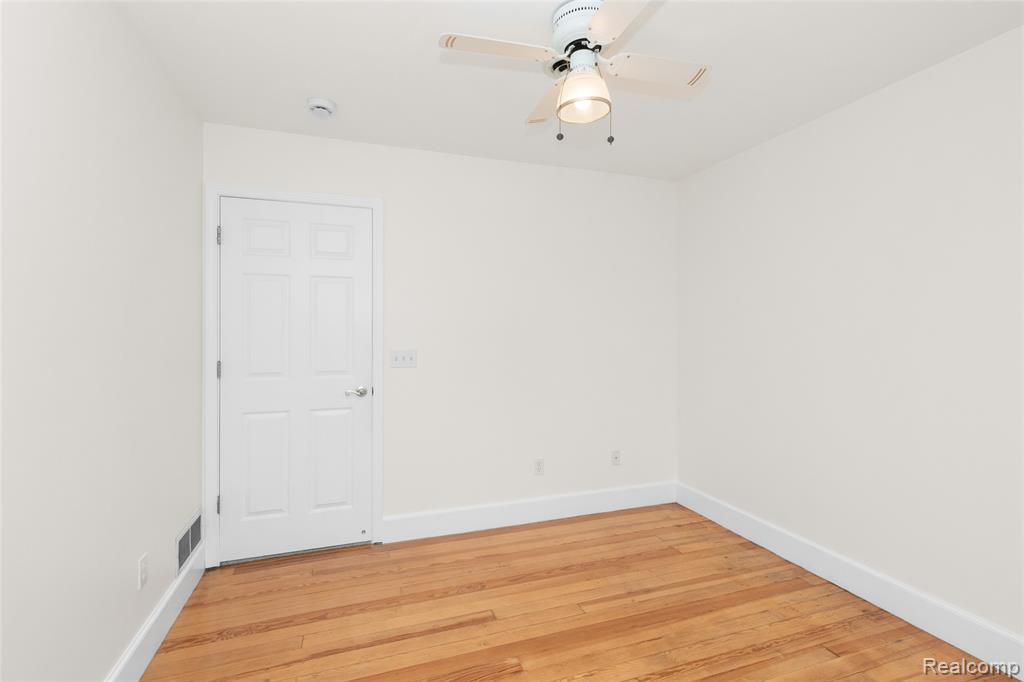 1382 Nita, Pinckney, MI 48169 — Photo 36