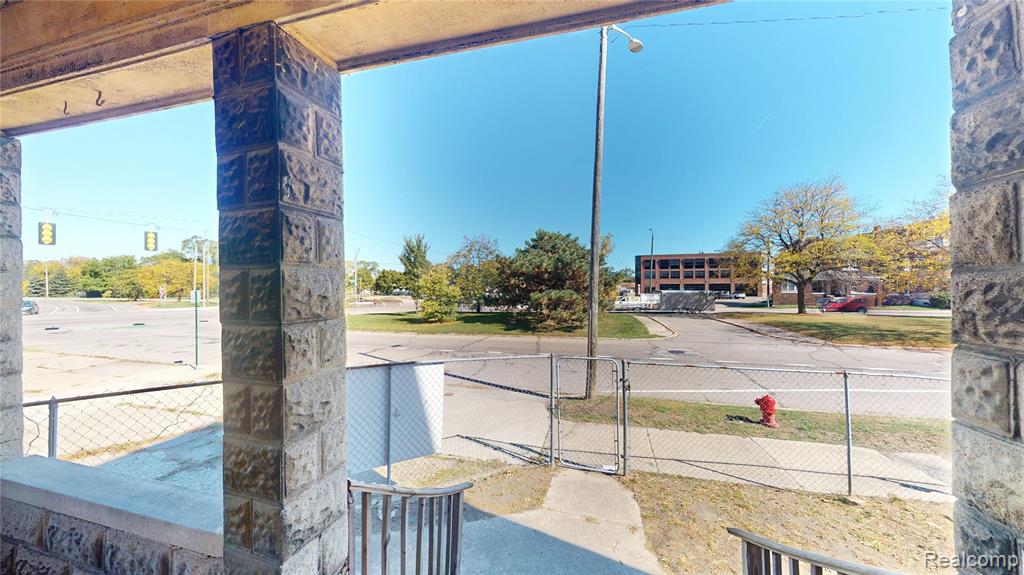 817 W Grand Boulevard, Detroit, MI 48216 — Photo 27