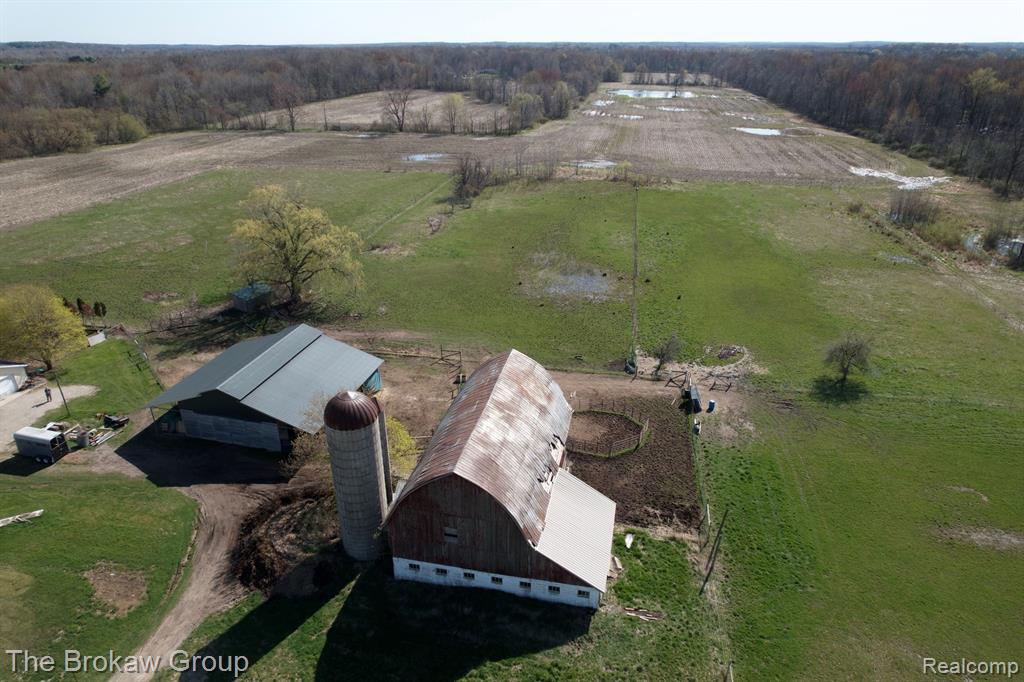 9448 WASHBURN Road, Columbiaville, MI 48421 — Photo 44