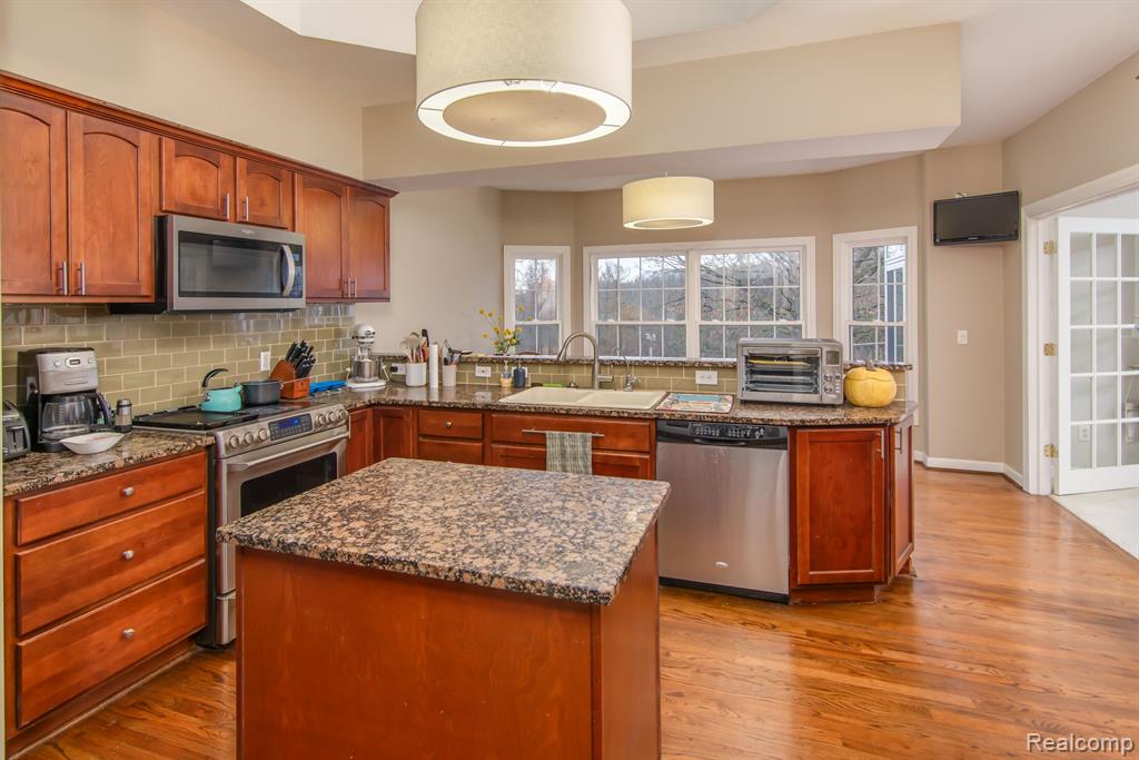 4090 PERRYVILLE Road, Ortonville, MI 48462 — Photo 15