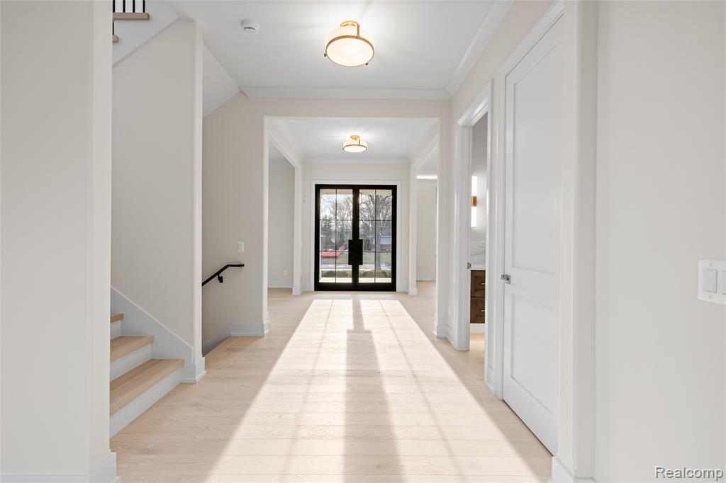 2802 HEATHFIELD Road, Bloomfield Hills, MI, 48301