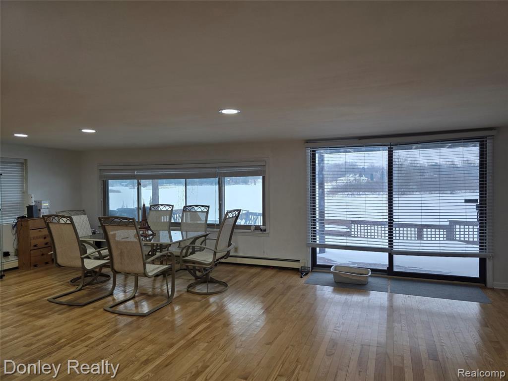 4677 Point Court, MI — Photo 3
