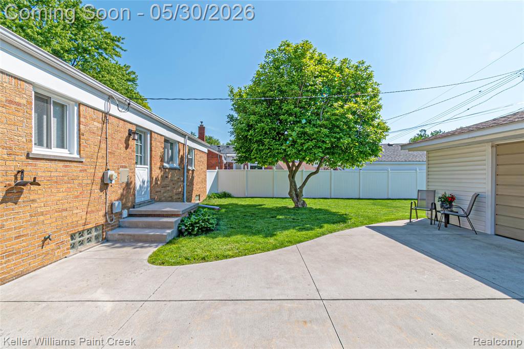 21530 Willow Wisp Street, Saint Clair Shores, MI 48082 — Photo 17