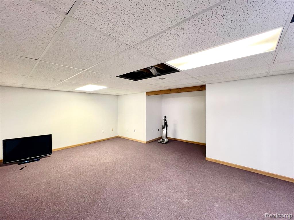 39852 Southpointe Avenue, Harrison Township, MI — Photo 11